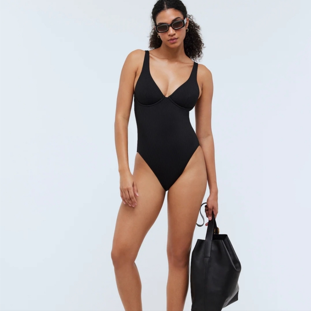 Madewell Ribbed Underwire Swimsuit - S